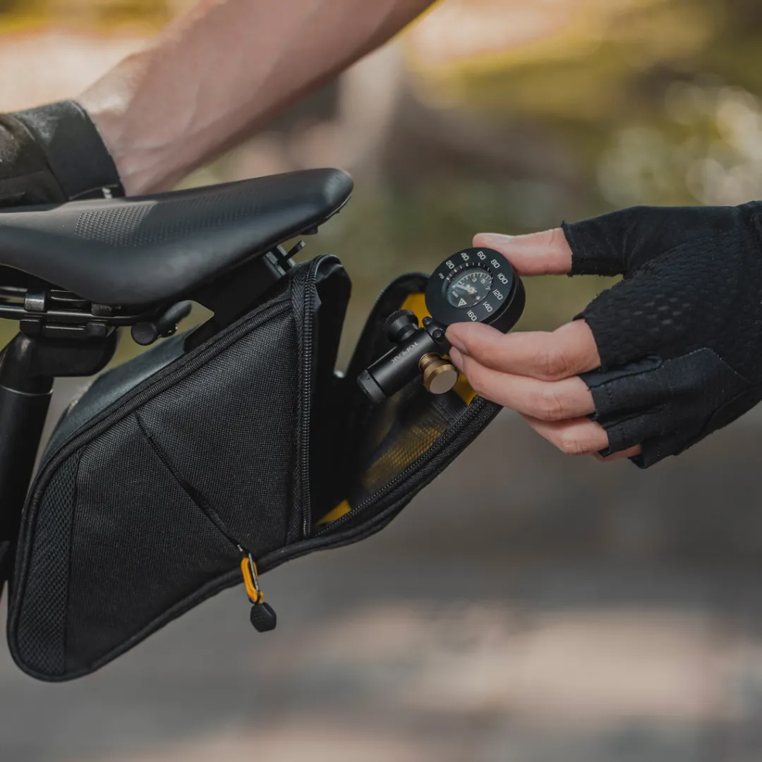 ROSE Bikes Airbooster G+ CO2 Inflator With Pressure Gauge| CO2 Pumps And Cartridges