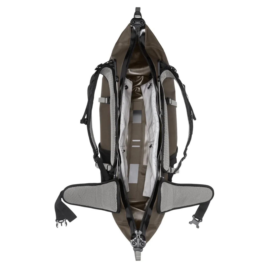 ROSE Bikes ATRACK 35 backpack| Backpacks