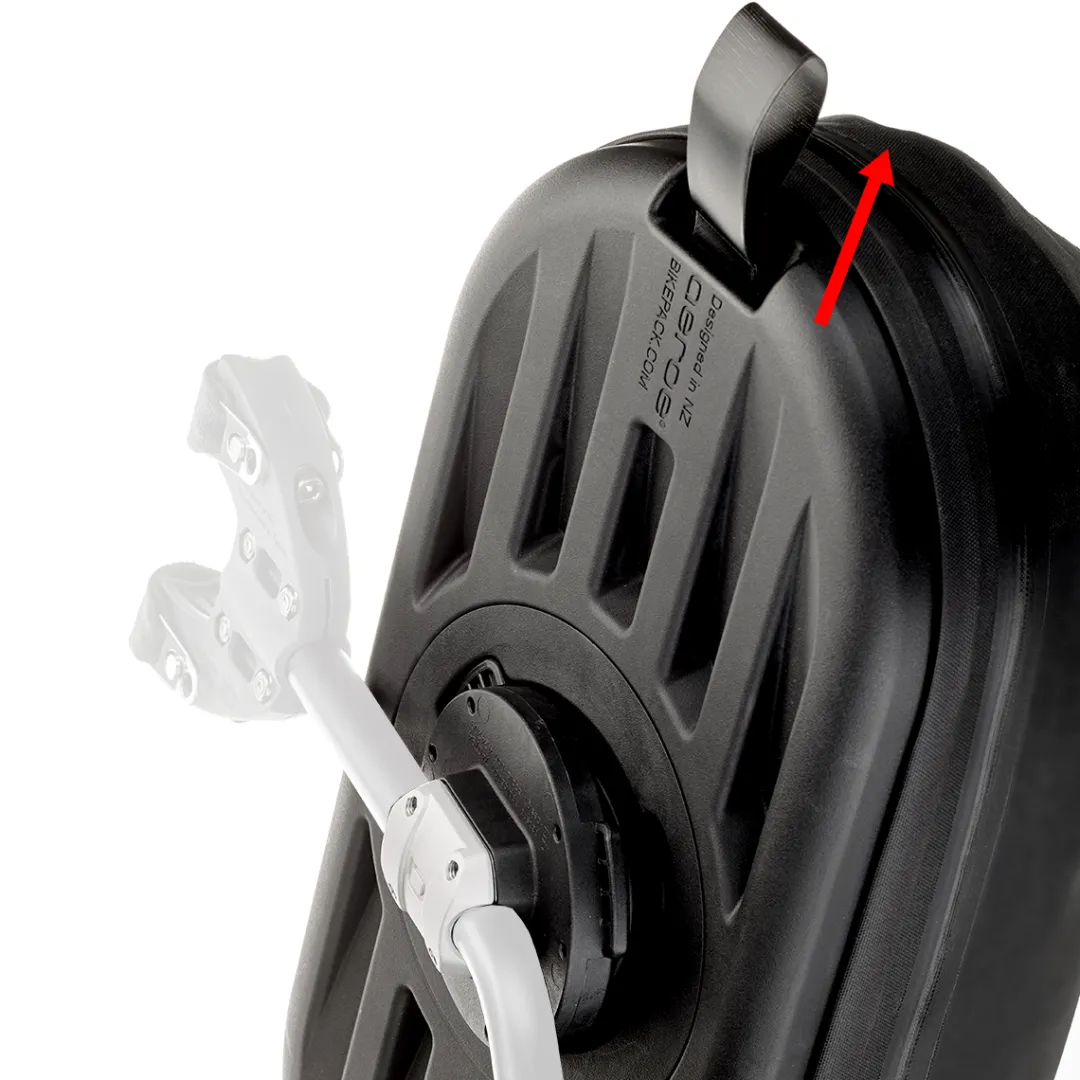 ROSE Bikes Bike Pack 11 Litre with Universal Mount for AEROE Rear Racks| Bike Bags