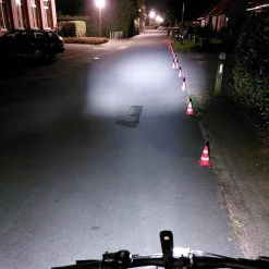 ROSE Bikes LYNX F30 II Front Light + LYNX R1 Rear Light Rechargeable Light Set| Battery-Powered